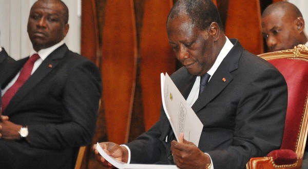 Ouattara sur deux fronts