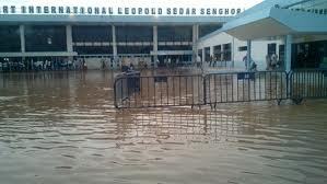 Aéroport LSS: une partie de l'aéroport inondée.