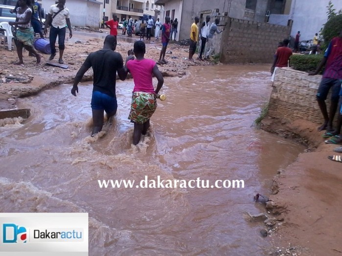 Photos: le visage apocalyptique de Ouest foire après les fortes pluies.