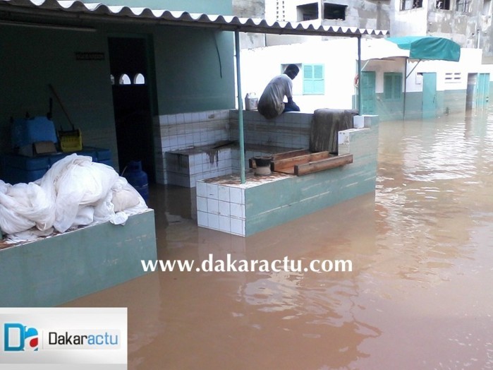 Inondations à dakar : Photos du dispensaire Philippe Maguilène Senghor.