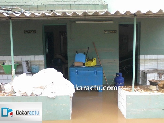 Inondations à dakar : Photos du dispensaire Philippe Maguilène Senghor.