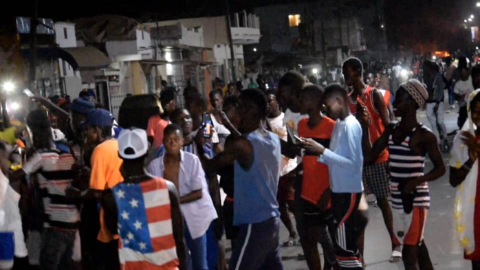 Kaolack : Les manifestations s'intensifient...Plusieurs quartiers touchés. Kaolack : Les manifestations s'intensifient...Plusieurs quartiers touchés.