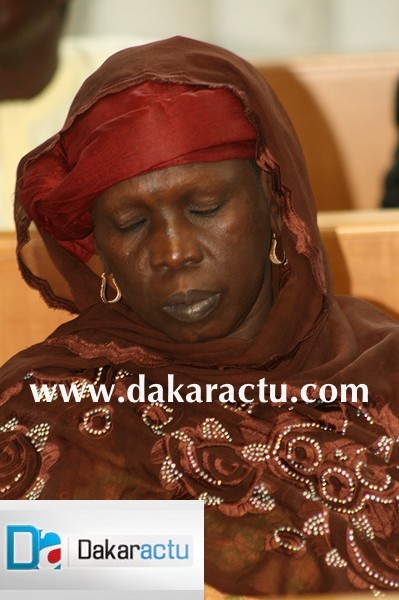 La doyenne de l'Assemblée nationale, dans un sommeil profond.