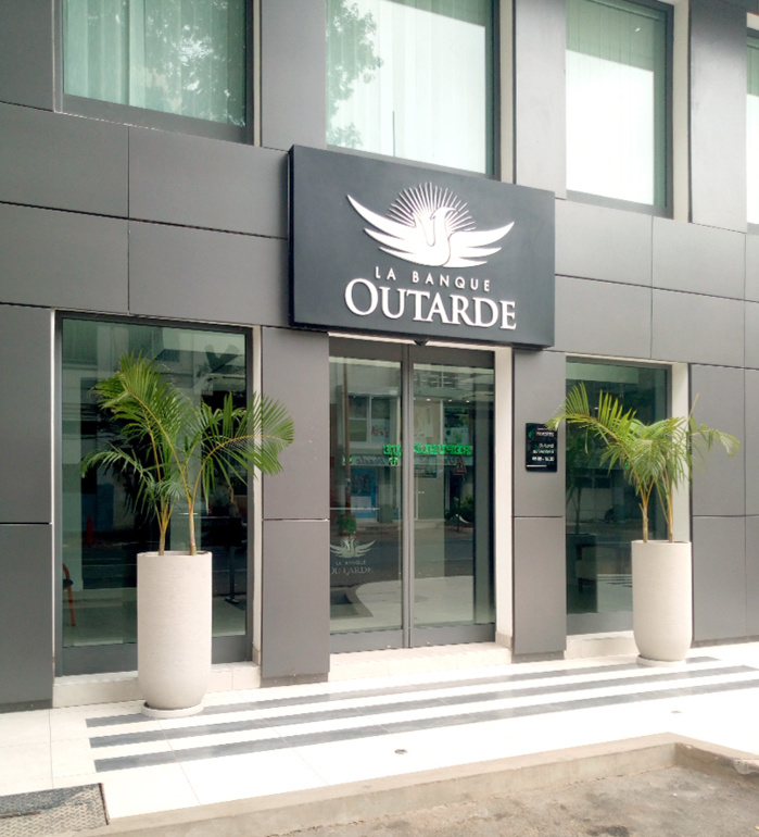 TOUBA : La Banque Outarde du milliardaire Abdoulaye Diao installe sa première agence hors de Dakar dans la cité de Bamba ! TOUBA : La Banque Outarde du milliardaire Abdoulaye Diao installe sa première agence hors de Dakar dans la cité de Bamba !