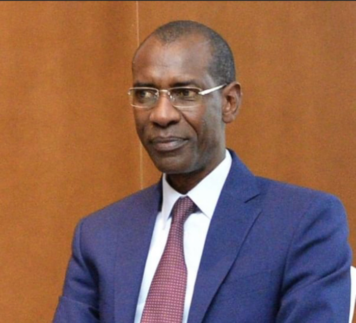 ABDOULAYE DAOUDA DIALLO, MINISTRE DES FINANCES ET DU BUDGET : «Il n’existe aucune instance de paiement sur les dépenses liées à la Covid-19...» ABDOULAYE DAOUDA DIALLO, MINISTRE DES FINANCES ET DU BUDGET : «Il n’existe aucune instance de paiement sur les dépenses liées à la Covid-19...»