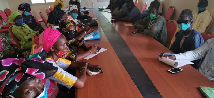 Ndiaganiao / Le Conseil municipal demande à Babacar Ngom de rétrocéder les terres des paysans de Ndengler. Ndiaganiao / Le Conseil municipal demande à Babacar Ngom de rétrocéder les terres des paysans de Ndengler.