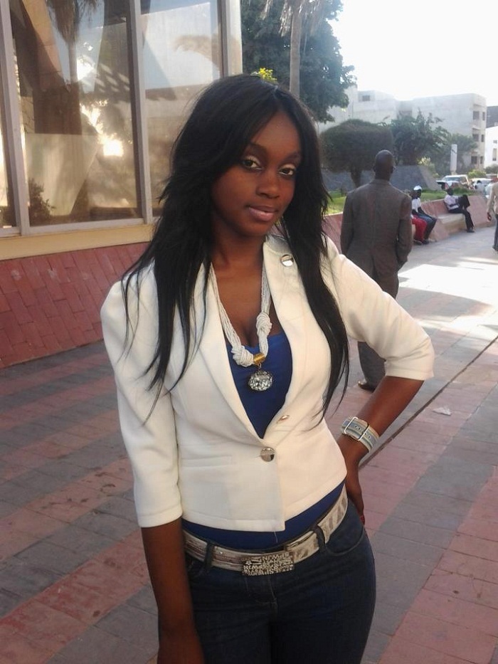 Le top-model halpular Sofie Ba démontre toute sa splendeur