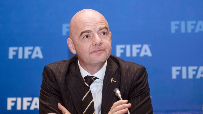 Le patron de la Fifa Gianni Infantino ciblé par une enquête en Suisse.