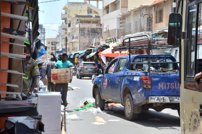 Démolition du marché Sandaga : Les commerçants commencent à vider les lieux.