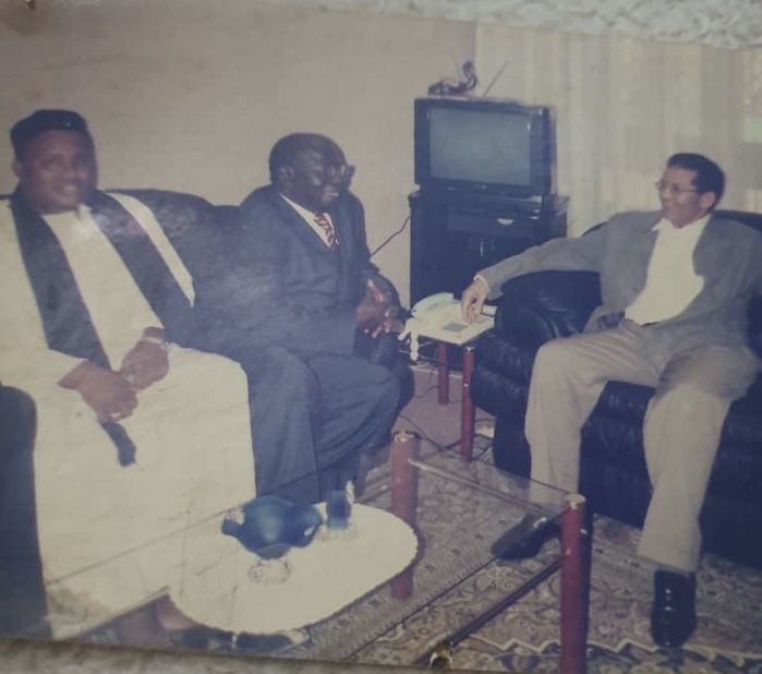 Rappel à Dieu de Alioune Badara Niang : Cheikh Ahmed Saloum Dieng présente ses condoléances à la famille éplorée, aux membres du PDS et aux thiessois. Rappel à Dieu de Alioune Badara Niang : Cheikh Ahmed Saloum Dieng présente ses condoléances à la famille éplorée, aux membres du PDS et aux thiessois.