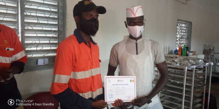 Kédougou / Sabodala : La SGO forme 15 jeunes aux métiers de la boulangerie et a appuyé 22 chefs de village et Imams à l’occasion de la Tabaski. Kédougou / Sabodala : La SGO forme 15 jeunes aux métiers de la boulangerie et a appuyé 22 chefs de village et Imams à l’occasion de la Tabaski.