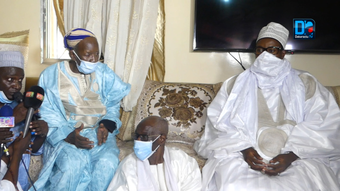 Présentation de condoléances : Serigne Bassirou Mbacké Abdou Khadre à Médina Baye. Présentation de condoléances : Serigne Bassirou Mbacké Abdou Khadre à Médina Baye.