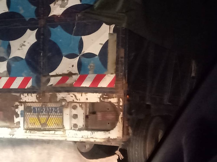 Autoroute à péage : Un camion dérape et bloque la circulation... Autoroute à péage : Un camion dérape et bloque la circulation...