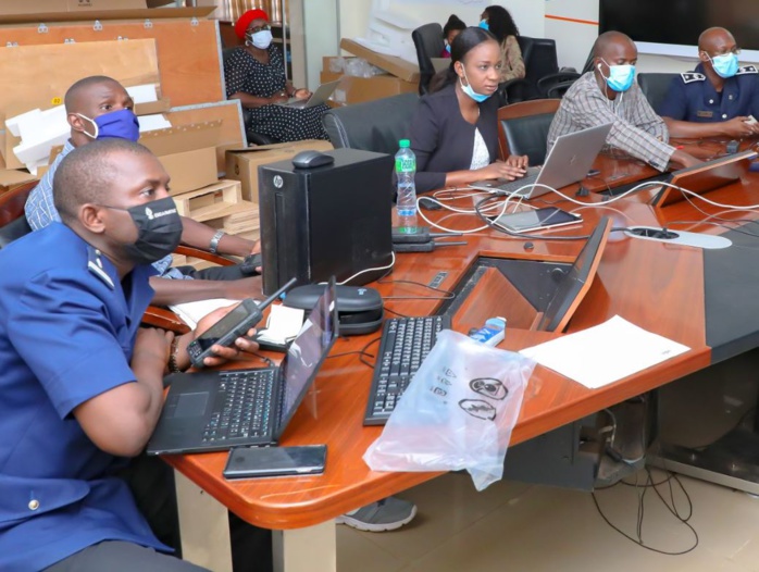 Projet Safe City (Ville sûre): l’ADIE remet un lot d’équipements aux Forces de défense et de sécurité Projet Safe City (Ville sûre): l’ADIE remet un lot d’équipements aux Forces de défense et de sécurité