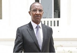 "Abdoul Mbaye est un receleur de Milliards" (UJTL)