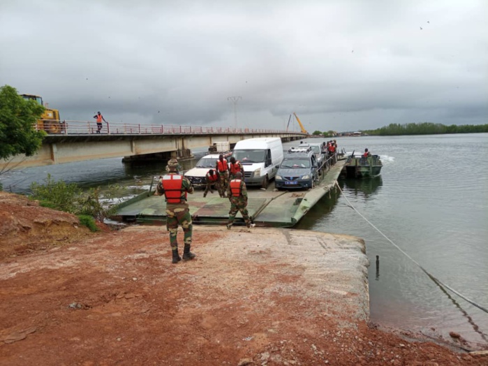 Ziguinchor / Pont de Niambalang : L'armée assure la continuité de la traversée. Ziguinchor / Pont de Niambalang : L'armée assure la continuité de la traversée.