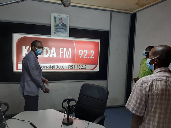 Racine Talla, Directeur Général de la RTS : « Il faut un nouveau mode de gouvernance des stations régionales au nom du principe de l’équité territoriale ». Racine Talla, Directeur Général de la RTS : « Il faut un nouveau mode de gouvernance des stations régionales au nom du principe de l’équité territoriale ».