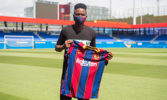 Transfert : L'international sénégalais, Moussa Ndiaye, signe pour trois ans au FC Barcelone.