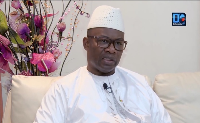 Comment Faire Relevé Les Fonctions De Macky Sall