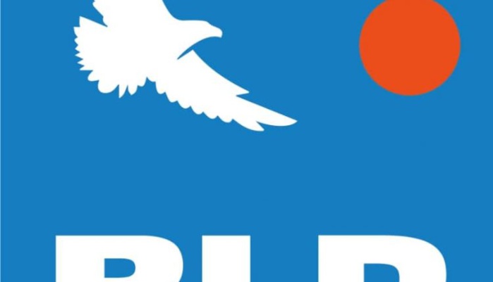 Après « Suqqali Sopi » : Oumar sarr et Cie créent le Parti des Libéraux et Démocrates/And Suqali (PLD/AS) Après « Suqqali Sopi » : Oumar sarr et Cie créent le Parti des Libéraux et Démocrates/And Suqali (PLD/AS)