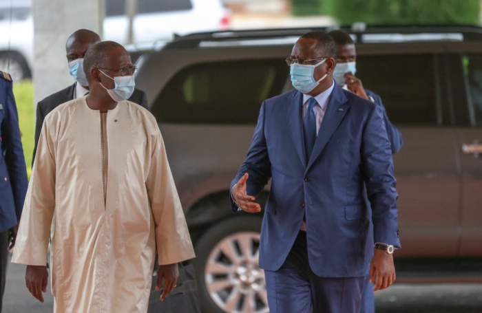 57ème session ordinaire de la CEDEAO : Le président Macky Sall est arrivé à Niamey (Niger). 57ème session ordinaire de la CEDEAO : Le président Macky Sall est arrivé à Niamey (Niger).