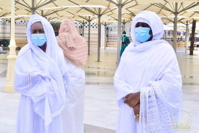 (IMAGES) TOUBA / Une délégation du ministère de la Santé et de l'Action sociale à la grande Mosquée. (IMAGES) TOUBA / Une délégation du ministère de la Santé et de l'Action sociale à la grande Mosquée.
