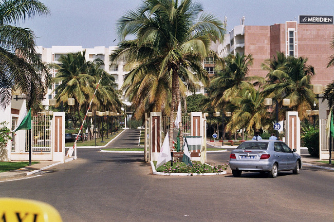 Le mouvement d'humeur s'exacerbe au King Fahd Palace : La gestion de Racine Sy chahutée