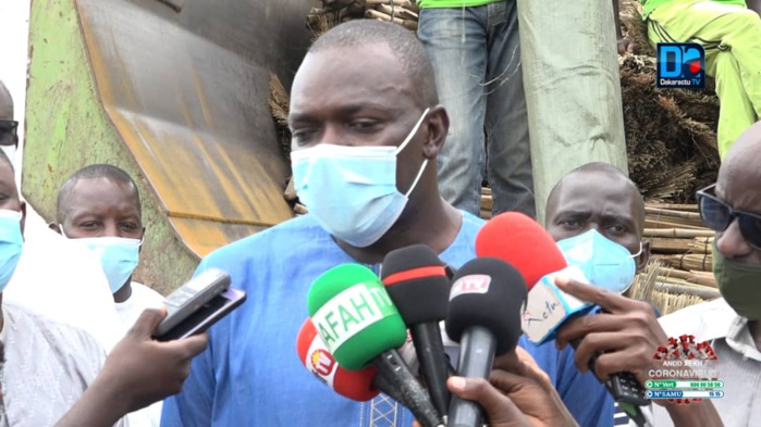 Journée Assainissement à Touba / Le ministre Abdou Karim Fofona envoie du matériel de nettoiement. Journée Assainissement à Touba / Le ministre Abdou Karim Fofona envoie du matériel de nettoiement.
