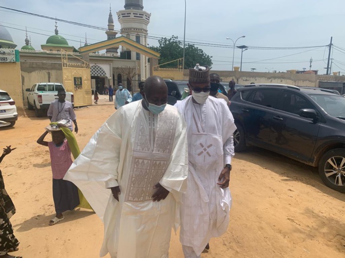 Touba : Le CRD reçu par le Khalife Serigne Mouhamadoul Mountakha Mbacké. Touba : Le CRD reçu par le Khalife Serigne Mouhamadoul Mountakha Mbacké.