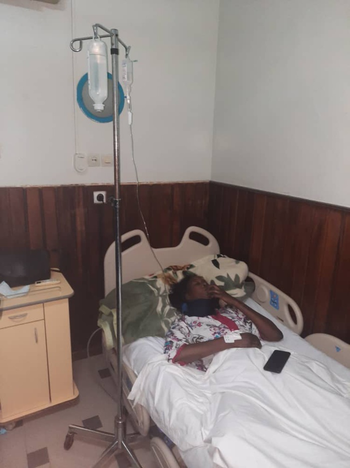 Barbaries policières : Une camerawoman de Dakaractu prise à partie par six éléments du GMI finit à l'hôpital, son matériel de travail détruit.