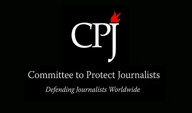 Violence contre une camerawoman : Le Comité pour la protection des journalistes condamne et se solidarise avec Dakaractu.