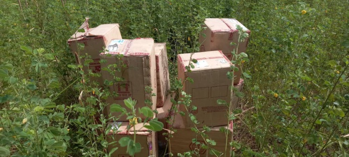 RÉSEAUX ET COULOIRS DE TRAFICS DE PRODUITS PROHIBÉS OU DE CONTREBANDE : La Douane saisit 40 000 flacons d’Artéméther injectable à Nioro (Kaolack) et 6 conteneurs d’huile végétale à Dakar. RÉSEAUX ET COULOIRS DE TRAFICS DE PRODUITS PROHIBÉS OU DE CONTREBANDE : La Douane saisit 40 000 flacons d’Artéméther injectable à Nioro (Kaolack) et 6 conteneurs d’huile végétale à Dakar.