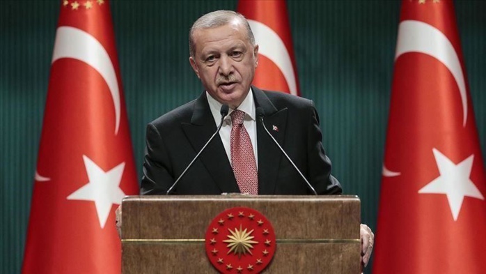 Le président turc appelle à boycotter les produits français.