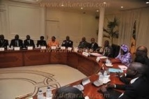 Macky Sall pourrait  gracier Me Amadou Sall !