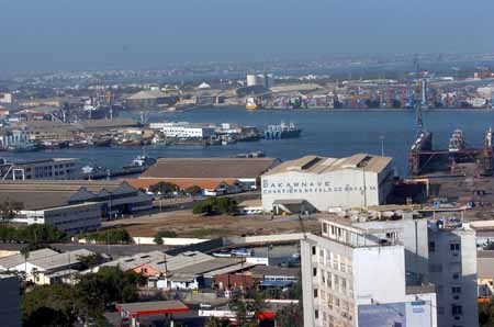 Macky Sall rebaptise les môles du port au nom d'illustres guides religieux Sénégalais