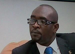 Les journalistes Sambou Biagui et Amara Soumah lancent un site internet d'informations