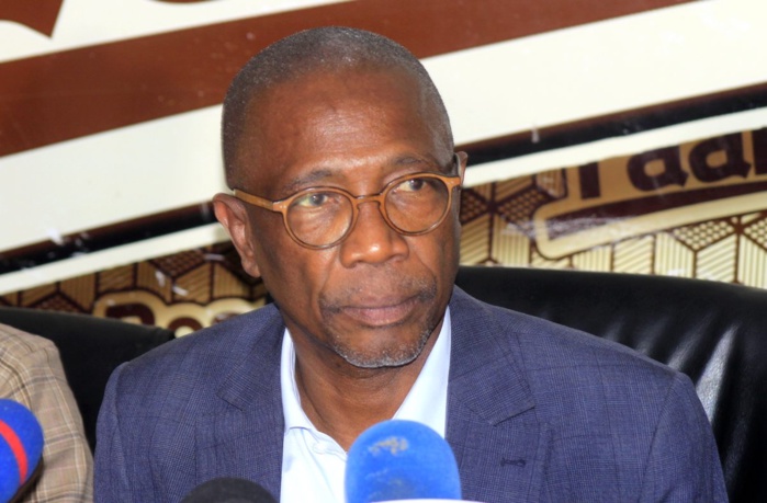 Tenir sur le principe de l'intérêt national (Par El hadji Hamidou Kassé) Tenir sur le principe de l'intérêt national (Par El hadji Hamidou Kassé)