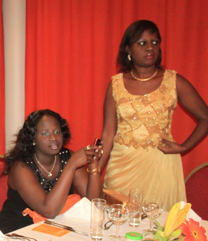 Les journalistes Awa Marone et Ndeye Coumba Diouf du quotidien Lewtoo