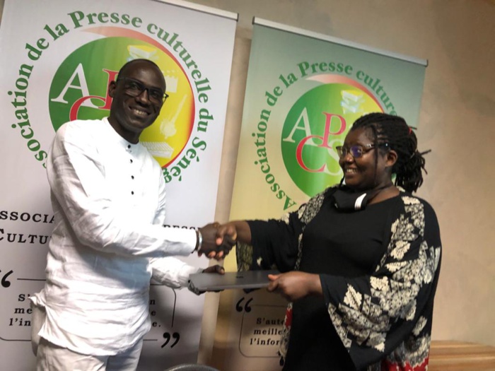Presse culturelle du Sénégal : Ndatté Diop (RFM) succède à Oumy Régina Sambou. Presse culturelle du Sénégal : Ndatté Diop (RFM) succède à Oumy Régina Sambou.
