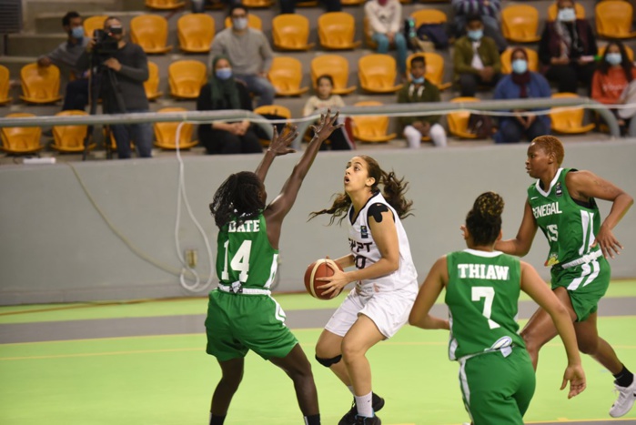 Afrobasket U18 féminin : Les Lioncelles éliminées malgré une victoire 67-64 contre l’Égypte. Afrobasket U18 féminin : Les Lioncelles éliminées malgré une victoire 67-64 contre l’Égypte.