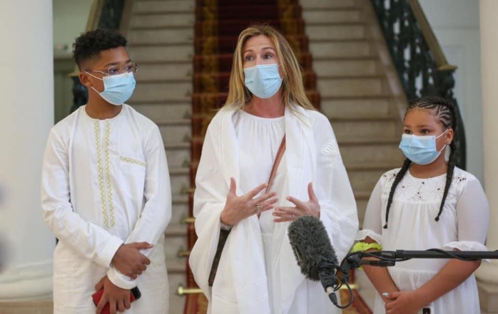 Marie Aude Diop (Veuve de Pape Bouba Diop) : « Il n’était pas timide mais humble… Mon nom musulman c’est Fatou Binetou... » Marie Aude Diop (Veuve de Pape Bouba Diop) : « Il n’était pas timide mais humble… Mon nom musulman c’est Fatou Binetou... »