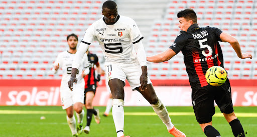 Ligue 1 : À nouveau titulaire, Mbaye Niang offre la victoire à Rennes 1-0 contre Nice.