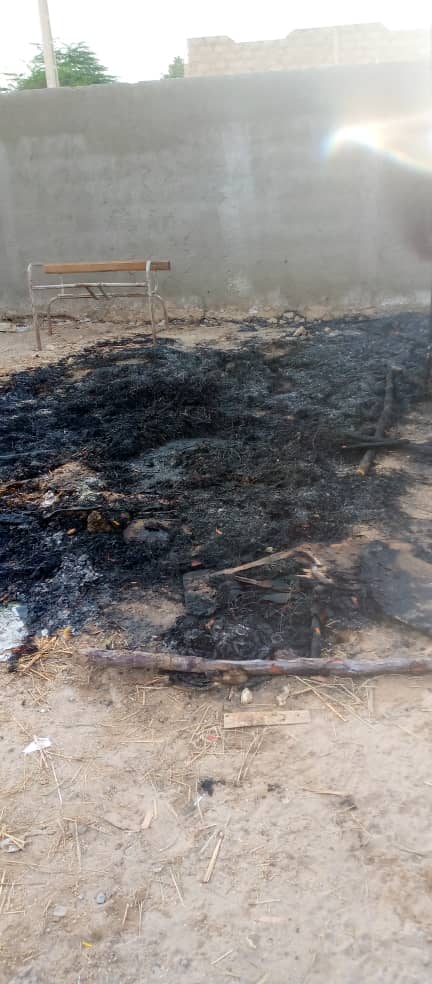 Incendie à l'école élémentaire de Kanda Amady Diakho (Kaolack) : Deux salles de classe emportées par les flammes. Incendie à l'école élémentaire de Kanda Amady Diakho (Kaolack) : Deux salles de classe emportées par les flammes.
