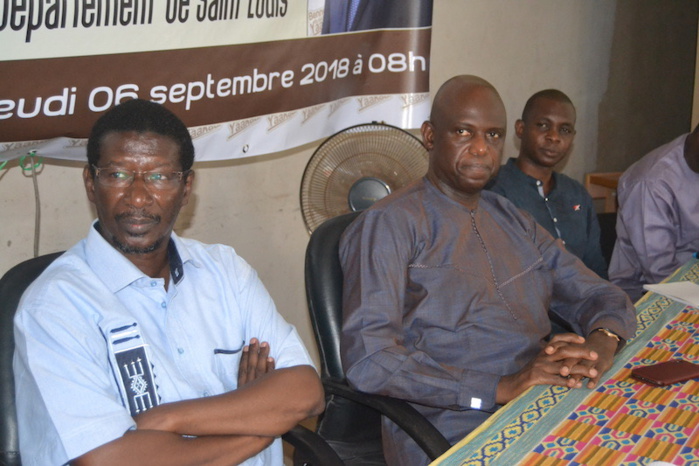 Saint-Louis / L'avenue De Gaulle au nom de Macky Sall : Mary Teuw Niane fait la leçon au maire Mansour Faye. Saint-Louis / L'avenue De Gaulle au nom de Macky Sall : Mary Teuw Niane fait la leçon au maire Mansour Faye.