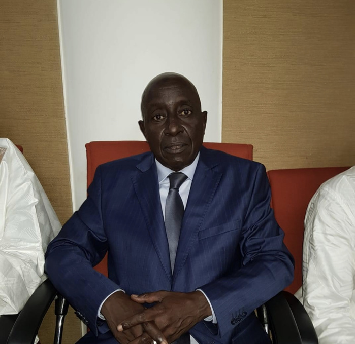 CONTRIBUTION Le Président Macky Sall, en hauteur et à la hauteur ! Par Soro DIOP CONTRIBUTION Le Président Macky Sall, en hauteur et à la hauteur ! Par Soro DIOP