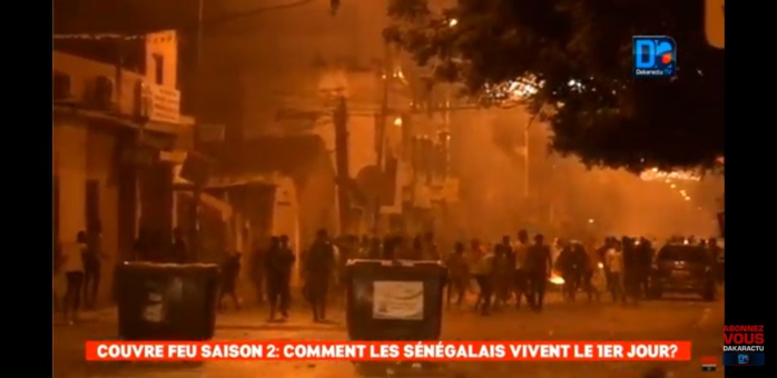 Médina : Des pneus brûlés, des populations défiant les autorités se révoltent contre le couvre-feu Médina : Des pneus brûlés, des populations défiant les autorités se révoltent contre le couvre-feu
