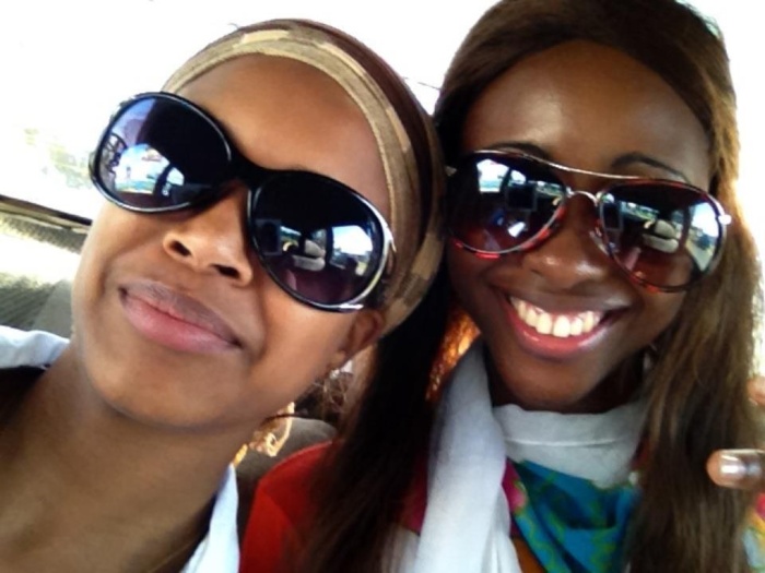 Voici le mannequin Marie Louise Diaw avec sa meilleure amie et copine Maya, la copine de Bouba Ndour