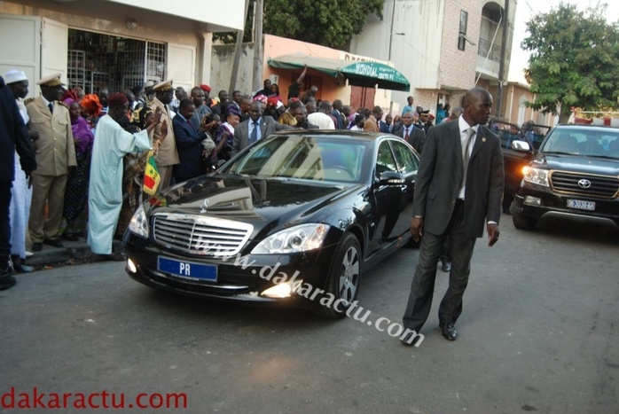 Les images de l'arrivée du Président de la République, Macky Sall avec le Premier Ministre sur les lieux de l'incendie