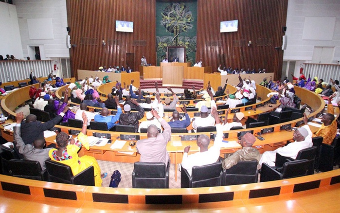 Assemblée nationale : La loi relative à l'état d'urgence et l'état de siège adoptée à la majorité par les parlementaires.