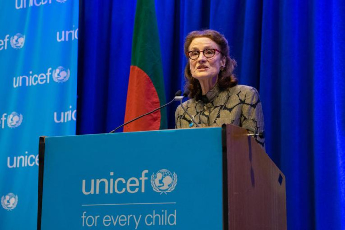 Covid-19 dans les établissements scolaires : L’UNICEF exhorte les gouvernements à éviter les fermetures massives des écoles et exige la vaccination des enseignants.
